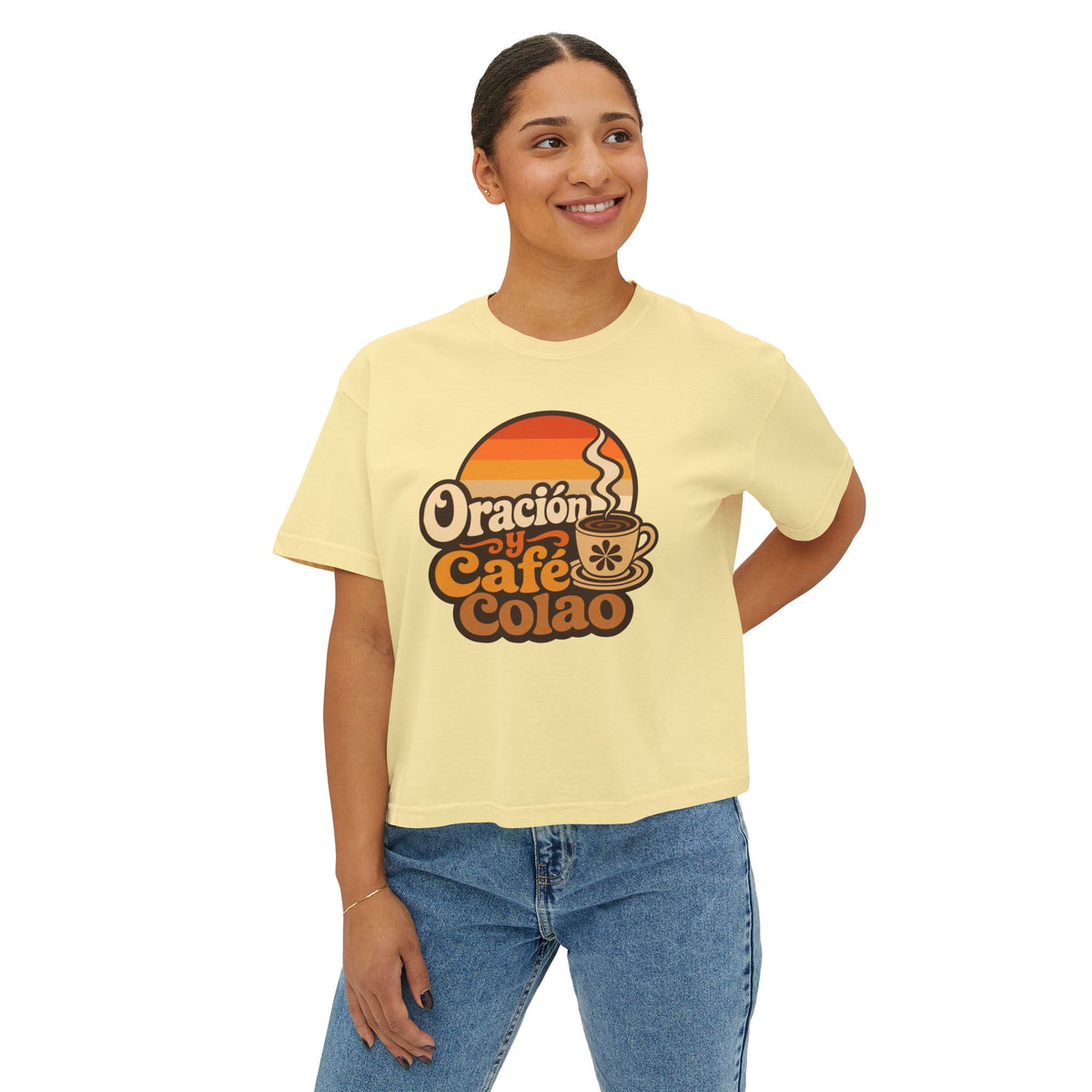 Oración y Café Colao Crop Tee, crop t-shirt, Butter, front view, worn by a woman, ORACIÓN Y CAFÉ COLAO., Psalm 5:3 (KJV)